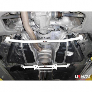 [Obr.: 10/54/97/7-bmw-5-525-f10-10-ultraracing-2-point-rear-lower-bar-1696468105.jpg]