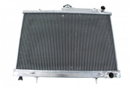 [Obr.: 64/41/57-sportowa-chlodnica-wody-nissan-skyline-r33-r34-turboworks-1542211441.jpg]